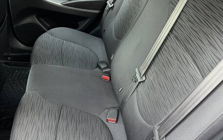 Hyundai Solaris II рестайлинг, 2016 год, 1 030 000 рублей, 13 фотография