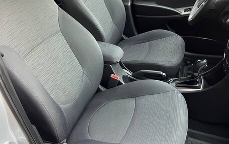 Hyundai Solaris II рестайлинг, 2016 год, 1 030 000 рублей, 16 фотография