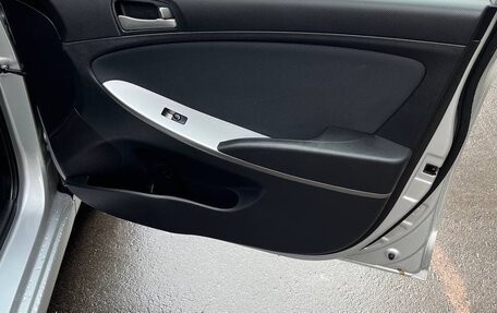 Hyundai Solaris II рестайлинг, 2016 год, 1 030 000 рублей, 15 фотография