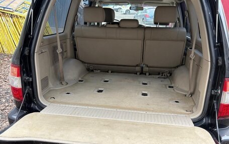 Toyota Land Cruiser 100 рестайлинг 2, 2006 год, 3 800 000 рублей, 13 фотография