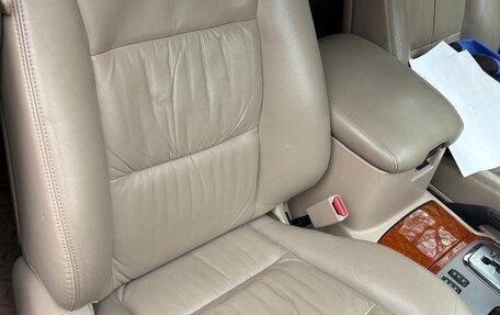 Toyota Land Cruiser 100 рестайлинг 2, 2006 год, 3 800 000 рублей, 10 фотография