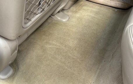 Toyota Land Cruiser 100 рестайлинг 2, 2006 год, 3 800 000 рублей, 12 фотография