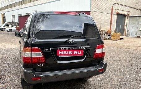 Toyota Land Cruiser 100 рестайлинг 2, 2006 год, 3 800 000 рублей, 6 фотография