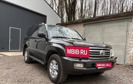 Toyota Land Cruiser 100 рестайлинг 2, 2006 год, 3 800 000 рублей, 3 фотография