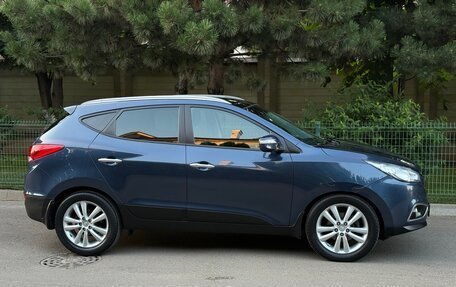 Hyundai ix35 I рестайлинг, 2010 год, 1 045 000 рублей, 2 фотография