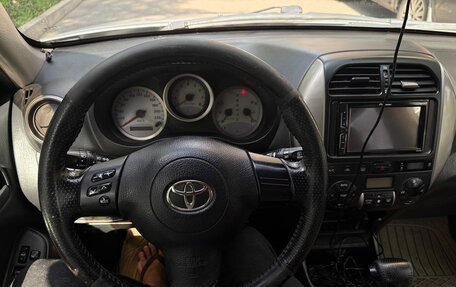Toyota RAV4, 2004 год, 1 215 000 рублей, 18 фотография