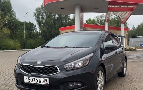KIA cee'd III, 2015 год, 999 999 рублей, 1 фотография