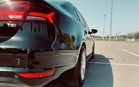 Volkswagen Jetta VI, 2011 год, 1 000 000 рублей, 4 фотография