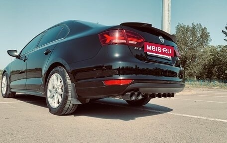 Volkswagen Jetta VI, 2011 год, 1 000 000 рублей, 8 фотография