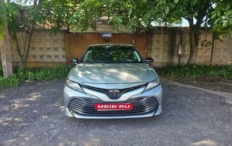 Toyota Camry, 2019 год, 2 650 000 рублей, 10 фотография
