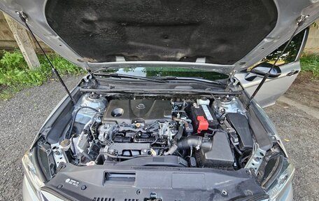 Toyota Camry, 2019 год, 2 650 000 рублей, 14 фотография