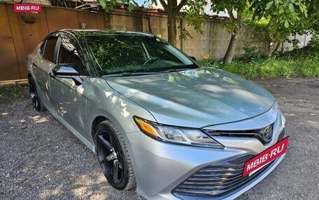 Toyota Camry, 2019 год, 2 650 000 рублей, 6 фотография
