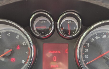 Opel Astra J, 2013 год, 1 200 000 рублей, 14 фотография
