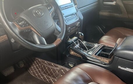Toyota Land Cruiser 200, 2016 год, 5 800 000 рублей, 10 фотография