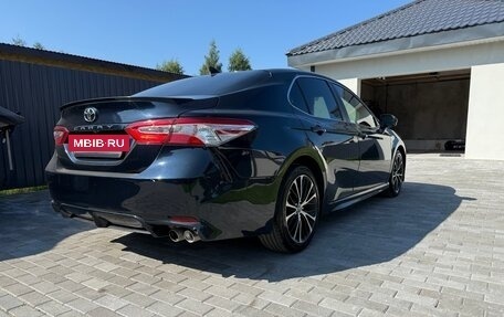 Toyota Camry, 2020 год, 2 720 000 рублей, 3 фотография