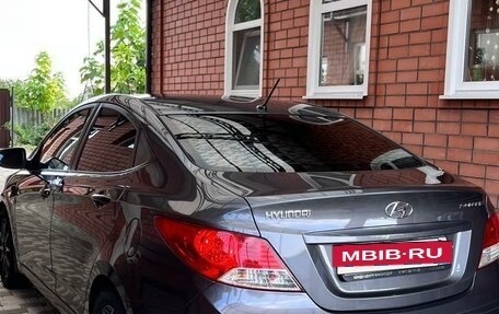 Hyundai Solaris II рестайлинг, 2013 год, 1 070 000 рублей, 19 фотография