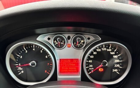 Ford Focus II рестайлинг, 2010 год, 650 000 рублей, 30 фотография