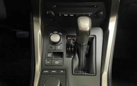 Lexus NX I, 2015 год, 2 820 000 рублей, 14 фотография