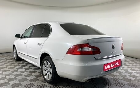Skoda Superb III рестайлинг, 2012 год, 740 000 рублей, 7 фотография