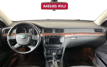 Skoda Superb III рестайлинг, 2012 год, 740 000 рублей, 12 фотография