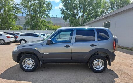 Chevrolet Niva I рестайлинг, 2016 год, 679 000 рублей, 10 фотография