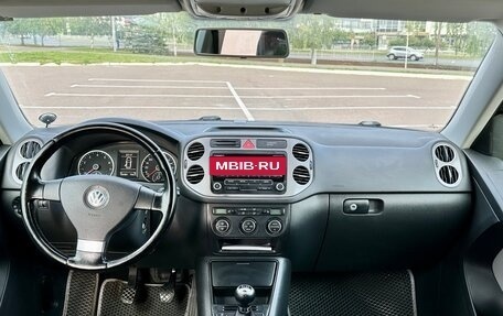 Volkswagen Tiguan I, 2009 год, 880 000 рублей, 16 фотография
