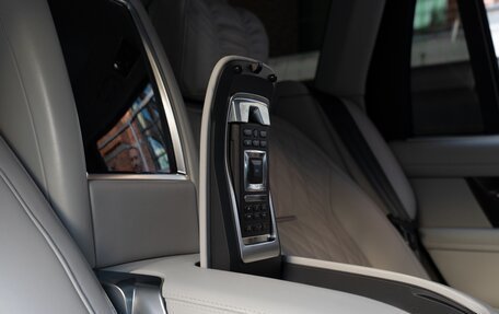 Land Rover Range Rover IV рестайлинг, 2019 год, 13 800 000 рублей, 6 фотография