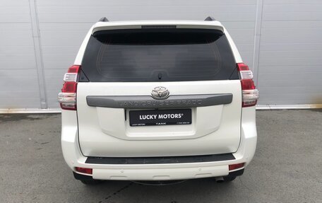 Toyota Land Cruiser Prado 150 рестайлинг 2, 2014 год, 3 479 000 рублей, 7 фотография