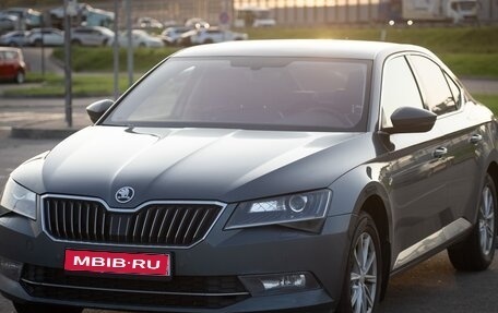 Skoda Superb III рестайлинг, 2018 год, 1 250 000 рублей, 1 фотография