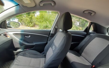 Hyundai Elantra VI рестайлинг, 2015 год, 1 700 000 рублей, 7 фотография