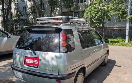 Toyota Raum I, 1999 год, 400 000 рублей, 4 фотография