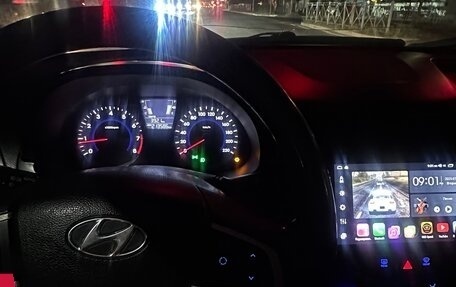 Hyundai Solaris II рестайлинг, 2011 год, 750 000 рублей, 6 фотография