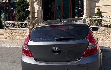 Hyundai Solaris II рестайлинг, 2011 год, 750 000 рублей, 4 фотография