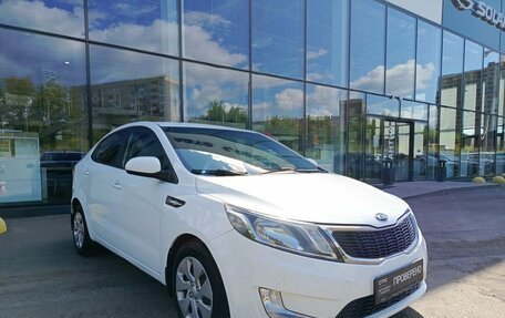 KIA Rio III рестайлинг, 2014 год, 879 900 рублей, 3 фотография
