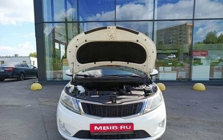 KIA Rio III рестайлинг, 2014 год, 879 900 рублей, 11 фотография