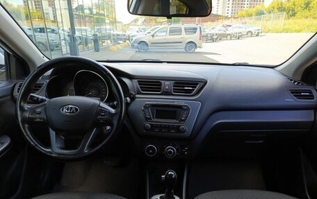 KIA Rio III рестайлинг, 2014 год, 879 900 рублей, 17 фотография