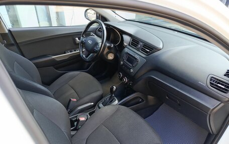 KIA Rio III рестайлинг, 2014 год, 879 900 рублей, 13 фотография