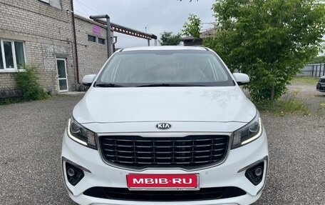 KIA Carnival III, 2019 год, 2 700 000 рублей, 1 фотография
