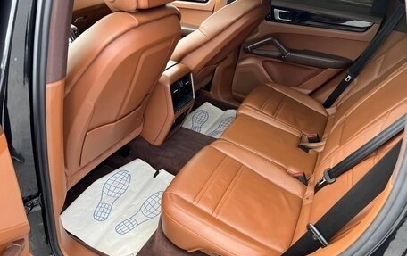 Porsche Cayenne III, 2018 год, 5 648 000 рублей, 14 фотография