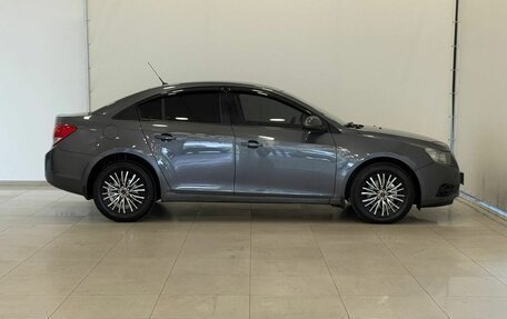 Chevrolet Cruze II, 2011 год, 895 000 рублей, 11 фотография