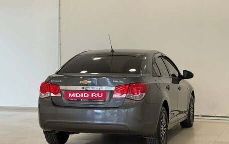 Chevrolet Cruze II, 2011 год, 895 000 рублей, 6 фотография