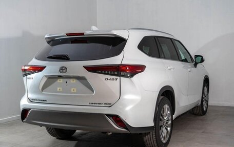 Toyota Highlander, 2025 год, 4 750 000 рублей, 8 фотография