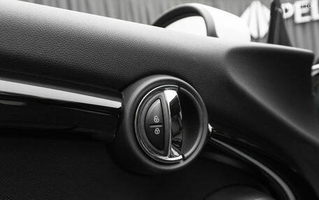 MINI Hatch, 2021 год, 2 570 000 рублей, 19 фотография