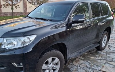 Toyota Land Cruiser Prado 150 рестайлинг 2, 2018 год, 3 500 000 рублей, 1 фотография