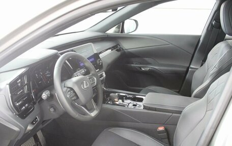 Lexus RX IV рестайлинг, 2025 год, 7 750 000 рублей, 16 фотография