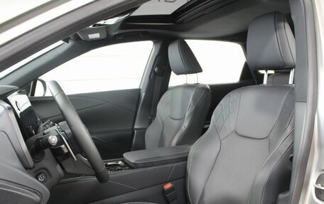 Lexus RX IV рестайлинг, 2025 год, 7 750 000 рублей, 17 фотография
