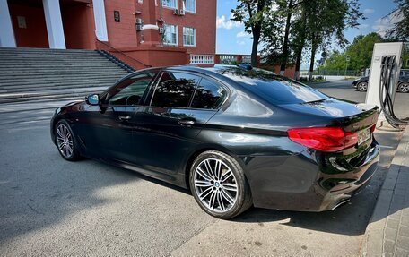 BMW 5 серия, 2017 год, 3 530 000 рублей, 2 фотография