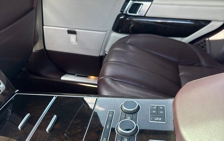Land Rover Range Rover IV рестайлинг, 2015 год, 3 390 000 рублей, 16 фотография
