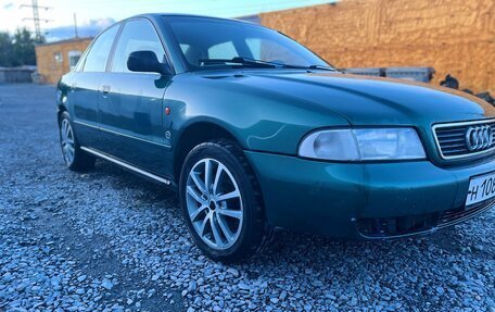 Audi A4, 1996 год, 280 000 рублей, 2 фотография