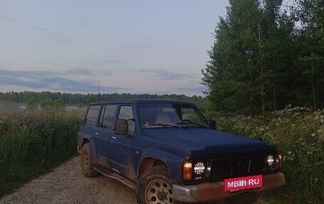 Nissan Patrol, 1990 год, 450 000 рублей, 2 фотография
